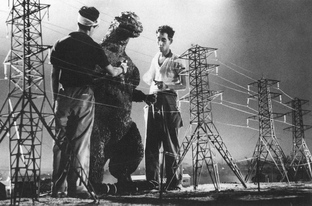 lich-su-nhung-lan-cong-pha-man-anh-rong-cua-godzilla
