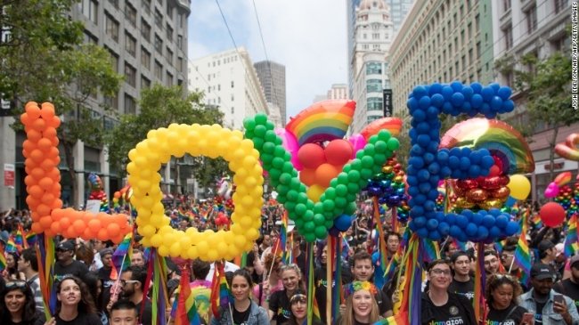 lhq-keu-goi-bao-ve-nhung-nguoi-ti-nan-lgbt-nhan-ngay-quoc-te-chong-ky-thi-lgbt