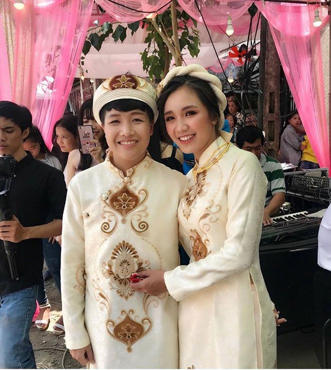 my-nhan-solo-cung-bolero-ket-hon-dong-tinh-mong-duoc-khan-gia-don-nhan