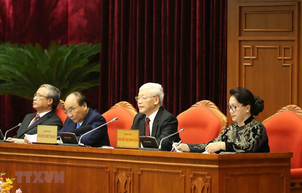  Tong bi thu: 'Chu y xu ly nhung van de gay buc xuc trong nhan dan' hinh anh 2 Hội nghị Trung ương 10 bế mạc sau 2,5 ngày làm việc, xem xét và cho ý kiến về nhiều nội dung quan trọng. Ảnh: TTXVN.
