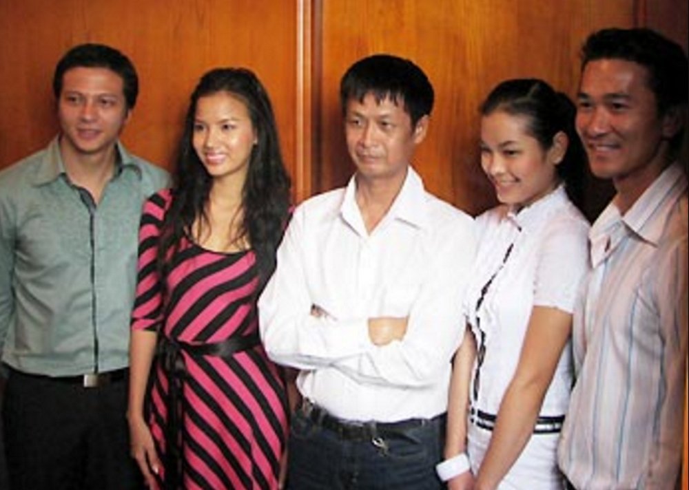 truoc-vo-ba-phim-viet-nao-tung-bi-cam-chieu-tren-toan-quoc