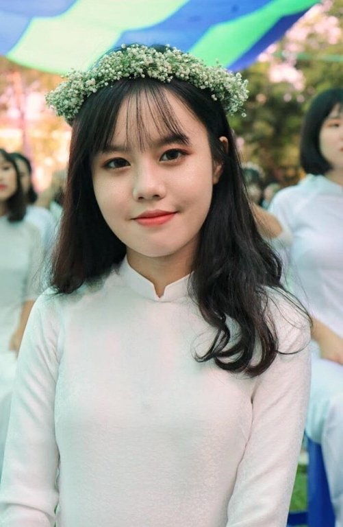 nu-sinh-lao-cai-xinh-dep-duoc-6-truong-dh-my-trao-hoc-bong