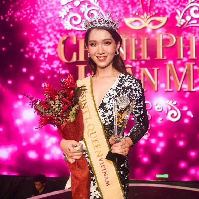 nhan-sac-ngot-ngao-cua-3-hoa-hau-chuyen-gioi-duoc-cong-nhan-o-viet-nam