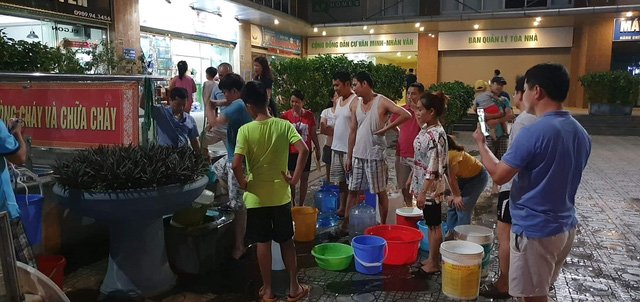  Hàng trăm, hàng nghìn cư dân đang thiếu nước sạch trầm trọng. 