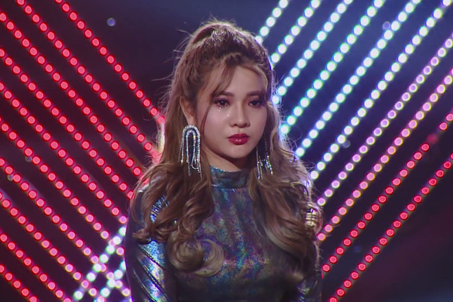 bao-yen-the-voice-noi-gi-khi-bi-khan-gia-chi-trich-chanh-choe