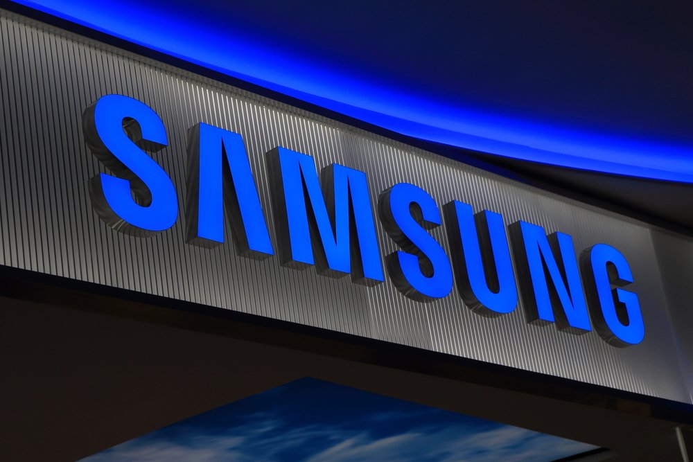 huawei-bi-tay-chay-samsung-ngu-ong-dac-loi