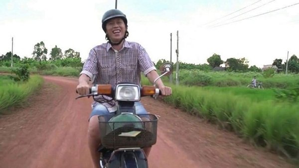 danh-hai-hoai-linh-du-co-tien-ty-nhung-van-chon-cach-song-nong-dan