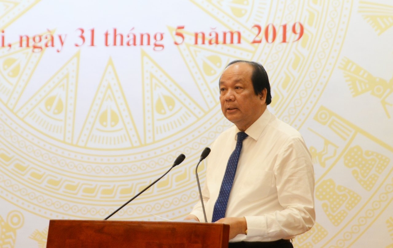 bo-truong-mai-tien-dung-dung-voi-dat-van-de-co-loi-ich-nhom-trong-xay-dung-the-che