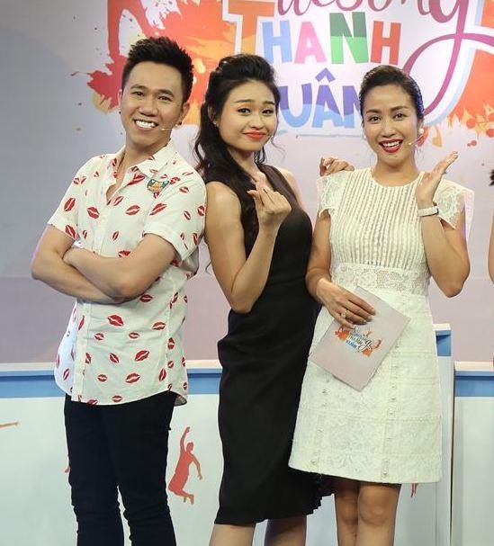 le-loc-ke-bi-me-le-giang-phan-doi-khi-yeu-nguoi-lon-hon-20-tuoi
