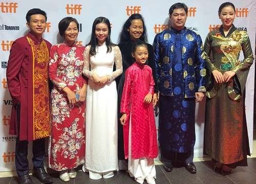 tranh-cai-quanh-viec-su-dung-dien-vien-13-tuoi-cho-canh-tinh-duc-trong-phim-vo-ba