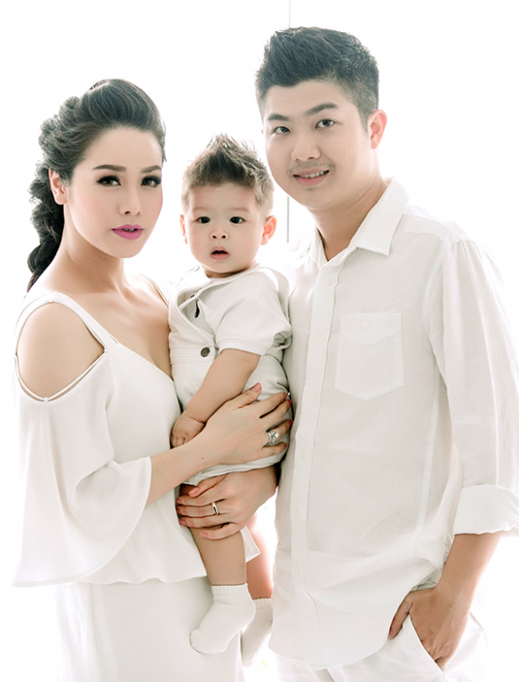 Gia đình hạnh phúc một thời của Nhật Kim Anh