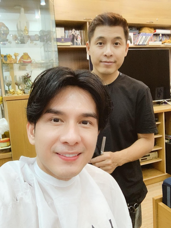Đan Trường khiến khán giả thích thú khi khoe ảnh với kiểu tóc 