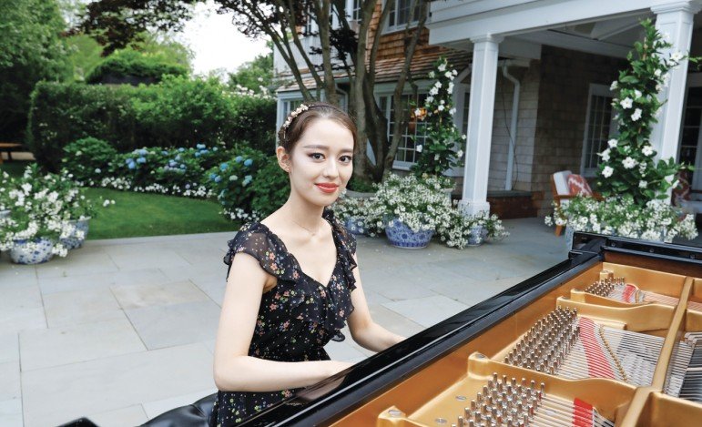 thien-tai-piano-trung-quoc-lang-lang-bat-ngo-cong-bo-ket-hon