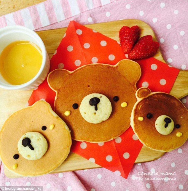 374115D600000578-3743447-Candace_made_sure_her_family_started_the_morning_in_a_very_cute_-m-52_1471363947303