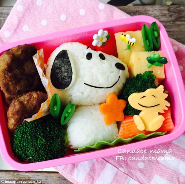 3741243300000578-3743447-Snoopy_was_made_out_of_rice_and_seaweed_and_surrounded_by_health-m-48_1471363746449