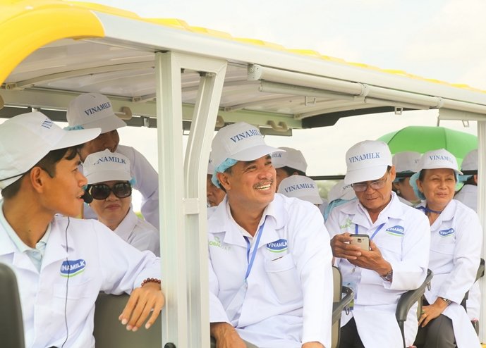 nghin-co-bo-hanh-phuc-hom-nay-trieu-ly-sua-hoc-duong-tuoi-ngon-ngay-mai
