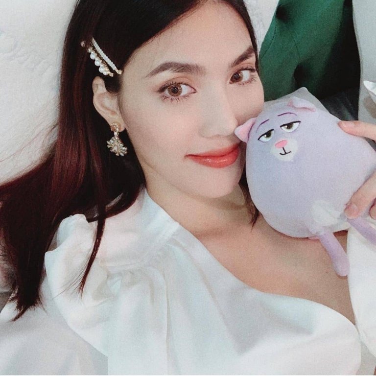 Bà bầu Lan Khuê tự tin: 