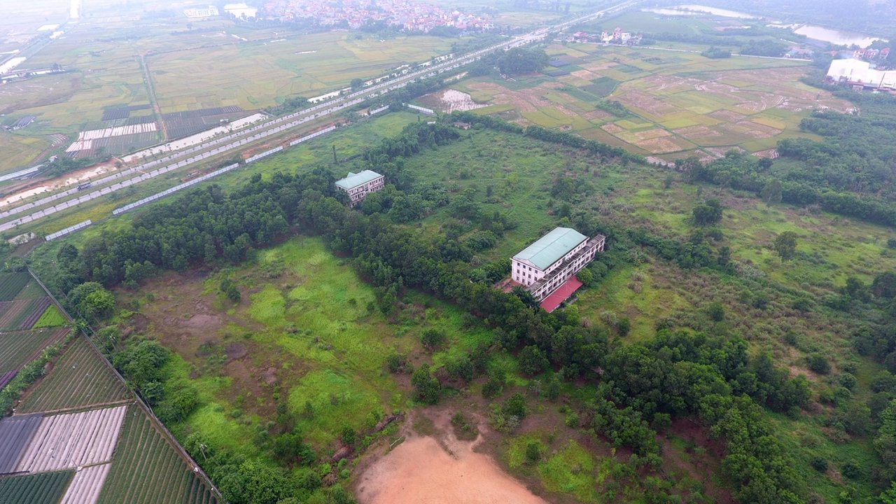 Cũng theo quyết định được phê duyệt, Dự án thành phần thứ nhất sẽ xây dựng 11 khu nhà chức năng khối hành chính và các khoa khám chữa bệnh cùng với 7 hạng mục công trình phụ trợ.