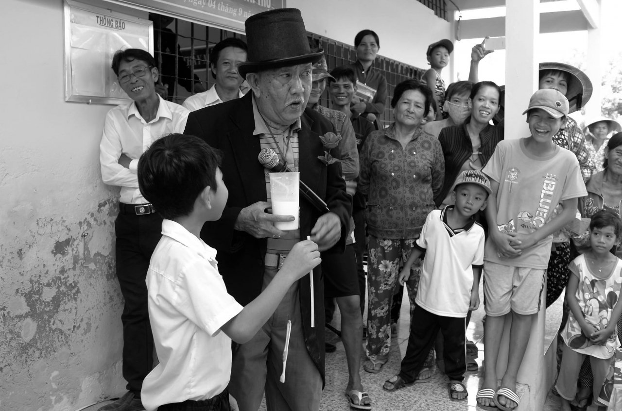 Trước khi nổi tiếng, ông còn là nhà ảo thuật.