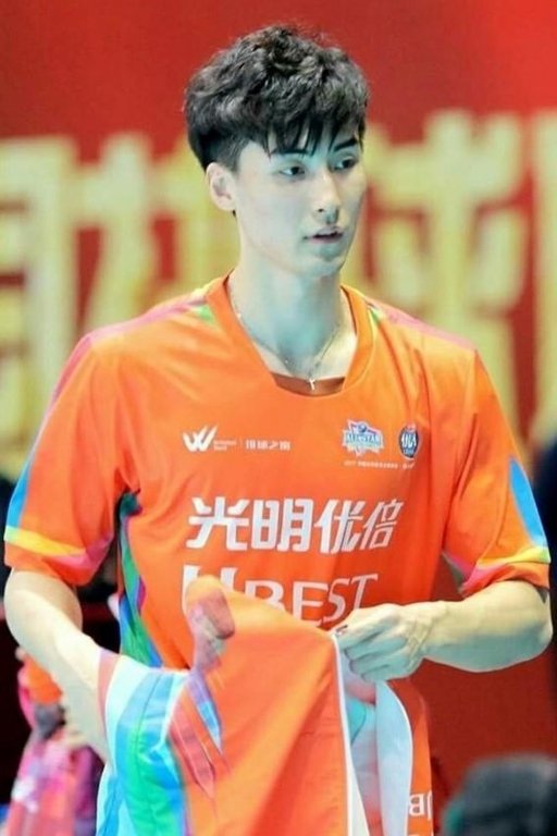 nam-than-bong-chuyen-trung-quoc-tu-choi-du-thi-mister-global-2019-la-ai