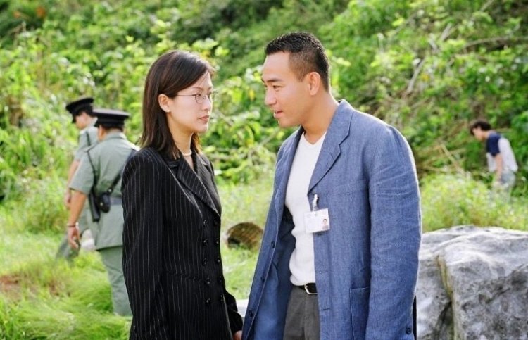 sao-tham-cung-noi-chien-tung-lam-canh-sat-cong-khai-dong-tinh-la-ai
