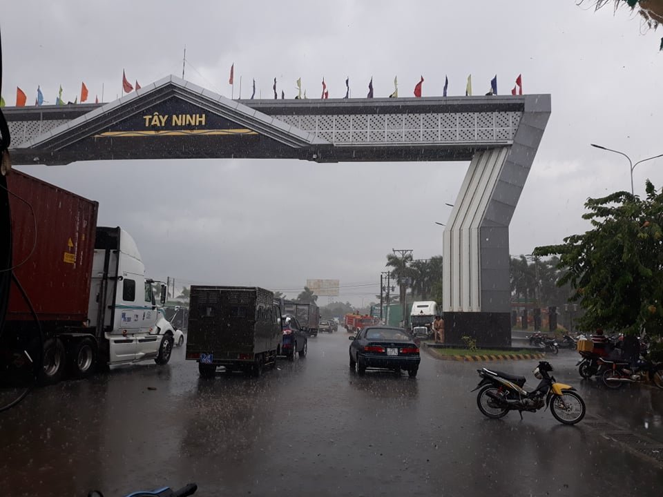 rung-minh-hien-truong-vo-nat-sau-vu-tai-nan-khien-5-nguoi-tu-vong-o-tay-ninh