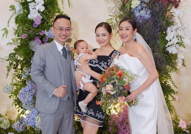dan-sao-viet-du-cuoi-mc-phi-linh-tai-ha-noi