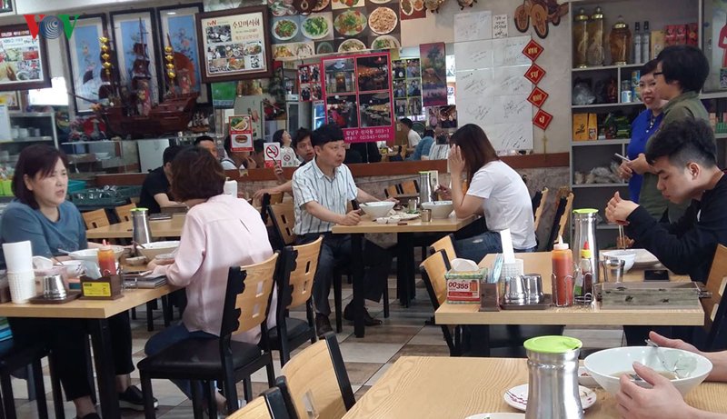 ba-chu-3-nha-hang-viet-o-xu-kim-chi-khoi-nghiep-tu-noi-nho-nha