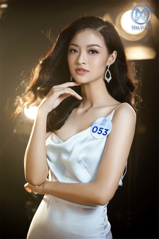 chan-dung-34-nhan-sac-tai-vong-chung-khao-phia-nam-miss-world-vietnam-2019