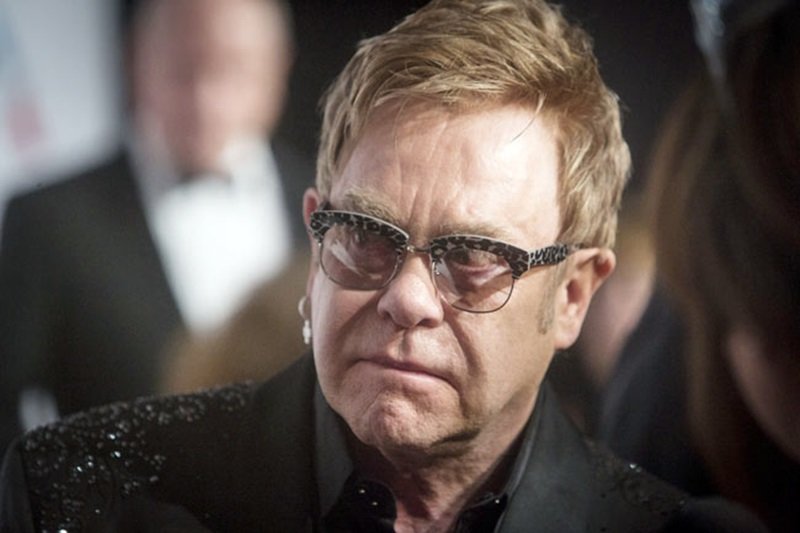 moi-tinh-elton-john-va-david-furnish-pha-vo-moi-dinh-kien-ve-hon-nhan-dong-gioi