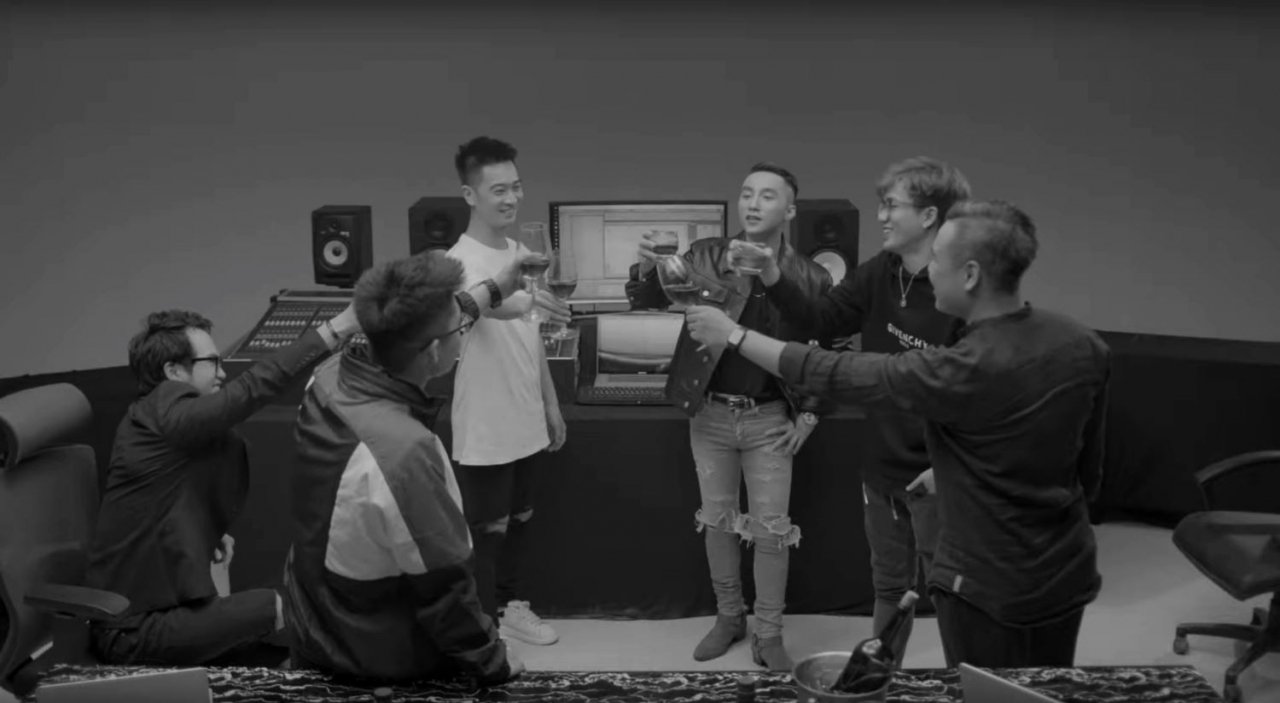 son-tung-se-lot-xac-trong-sky-tour-2019