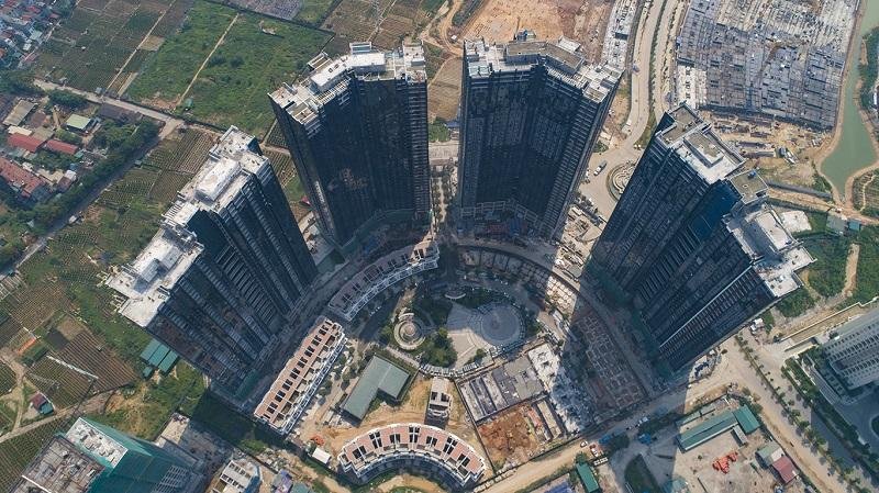 Là một dự án đang đi vào giai đoạn sắp bàn giao nhà, Sunshine City được đánh giá là điểm sáng hút nhà đầu tư tại khu vực Tây Hồ Tây.