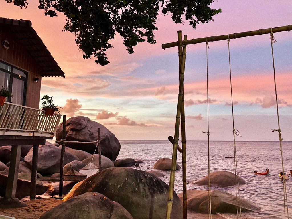 tan-huong-su-binh-yen-o-hon-dao-it-nguoi-biet-gan-phu-quoc