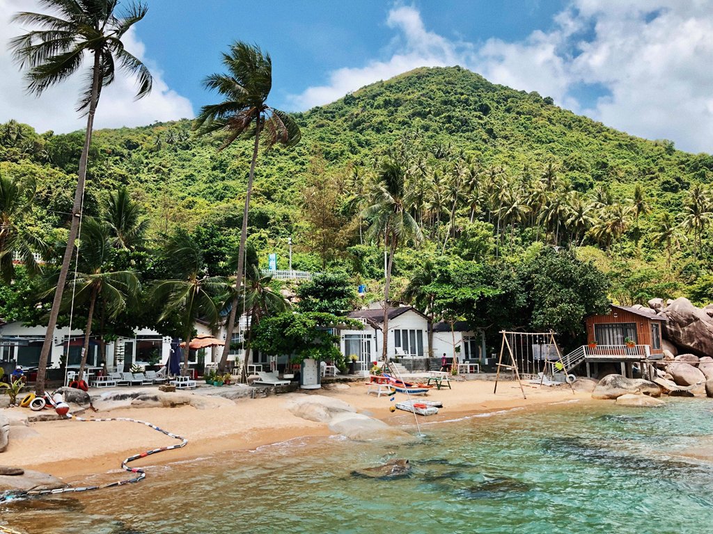 tan-huong-su-binh-yen-o-hon-dao-it-nguoi-biet-gan-phu-quoc