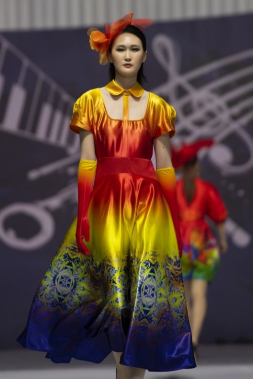 bst-ao-dai-viet-nam-mo-man-tai-le-hoi-thoi-trang-asean-week-2019