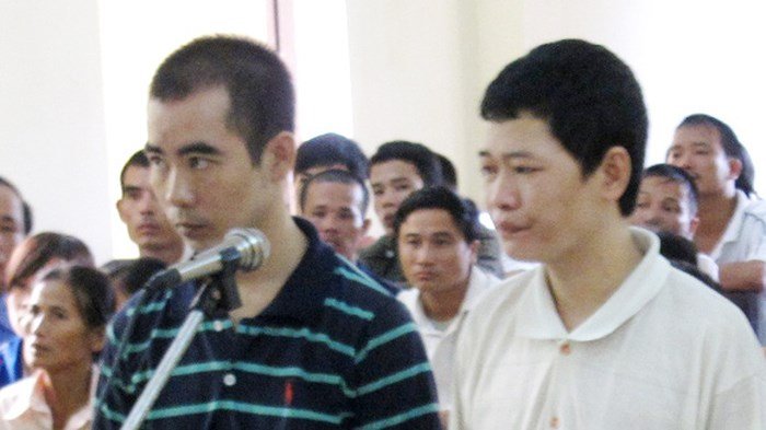ky-an-bong-nguoi-ao-trang-duoc-lat-tay-sau-12-nam-gay-toi-ac-kinh-hoang