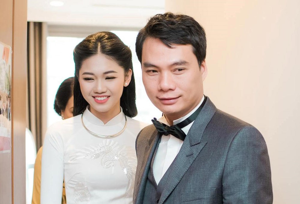 Nguồn tin thân cận cho biết Á hậu Thanh Tú đã sinh con trai đầu lòng cho chồng đại gia sau 6 tháng kết hôn. Sau khi lấy chồng, người đẹp ít khi chia sẻ về cuộc sống trên trang cá nhân.