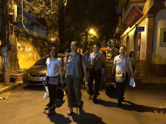 giang-vien-dai-hoc-roi-ha-noi-tu-4h-sang-len-duong-lam-nhiem-vu-thi