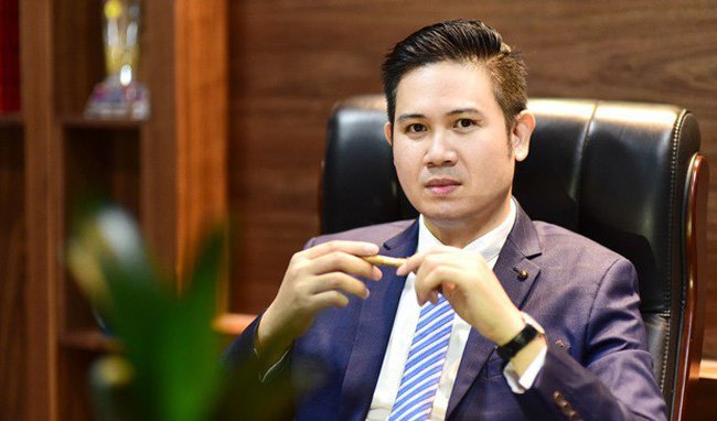 giu-lum-xum-ban-hang-trung-quoc-doi-lot-hang-viet-asanzo-dang-ban-gi-tai-viet-nam