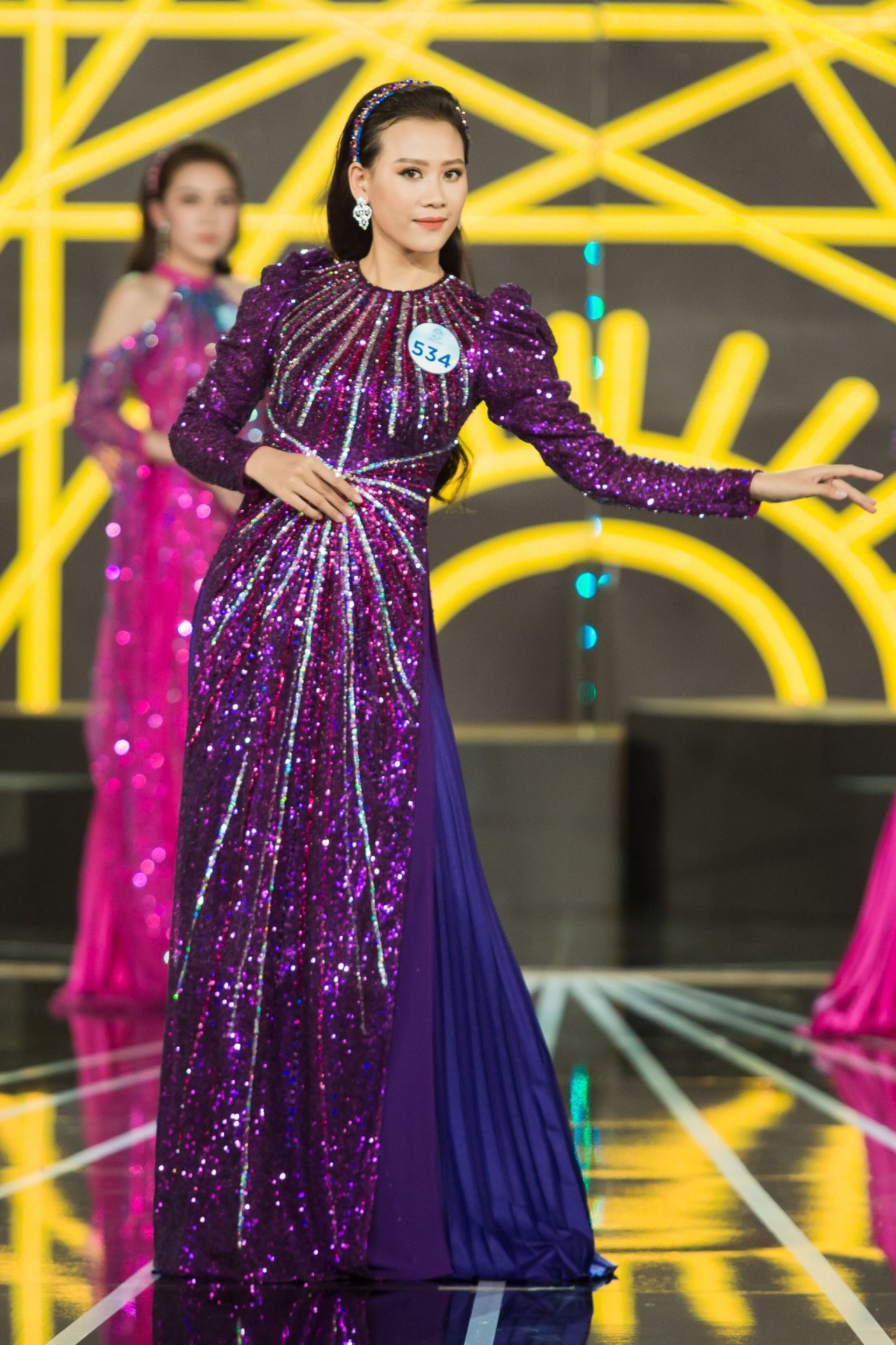 top-20-nguoi-dep-chinh-thuc-cua-chung-ket-miss-world-viet-nam-2019