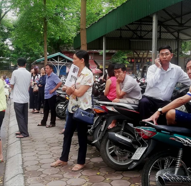 thi-sinh-vui-ve-lam-thu-tuc-du-truoc-ngay-thi-thpt-quoc-gia-2019