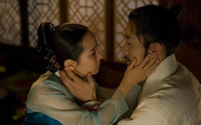 sao-nu-ky-sinh-trung-noi-tieng-tu-nhung-canh-khoa-than-sex-tao-bao