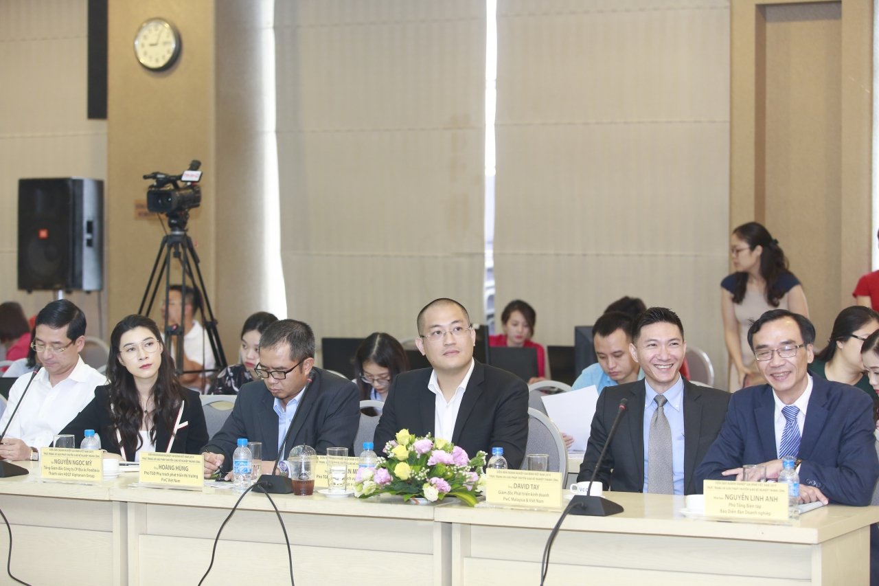 100-doanh-nghiep-gia-dinh-tim-cong-thuc-chuyen-giao-ke-nghiep-thanh-cong