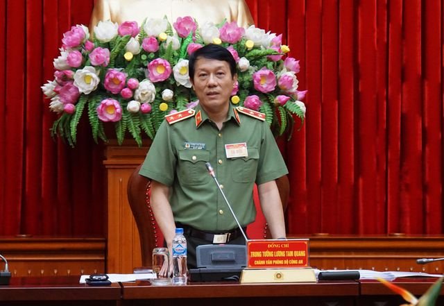 xac-minh-nghi-van-asanzo-nhap-hang-trung-quoc-dan-mac-viet-nam