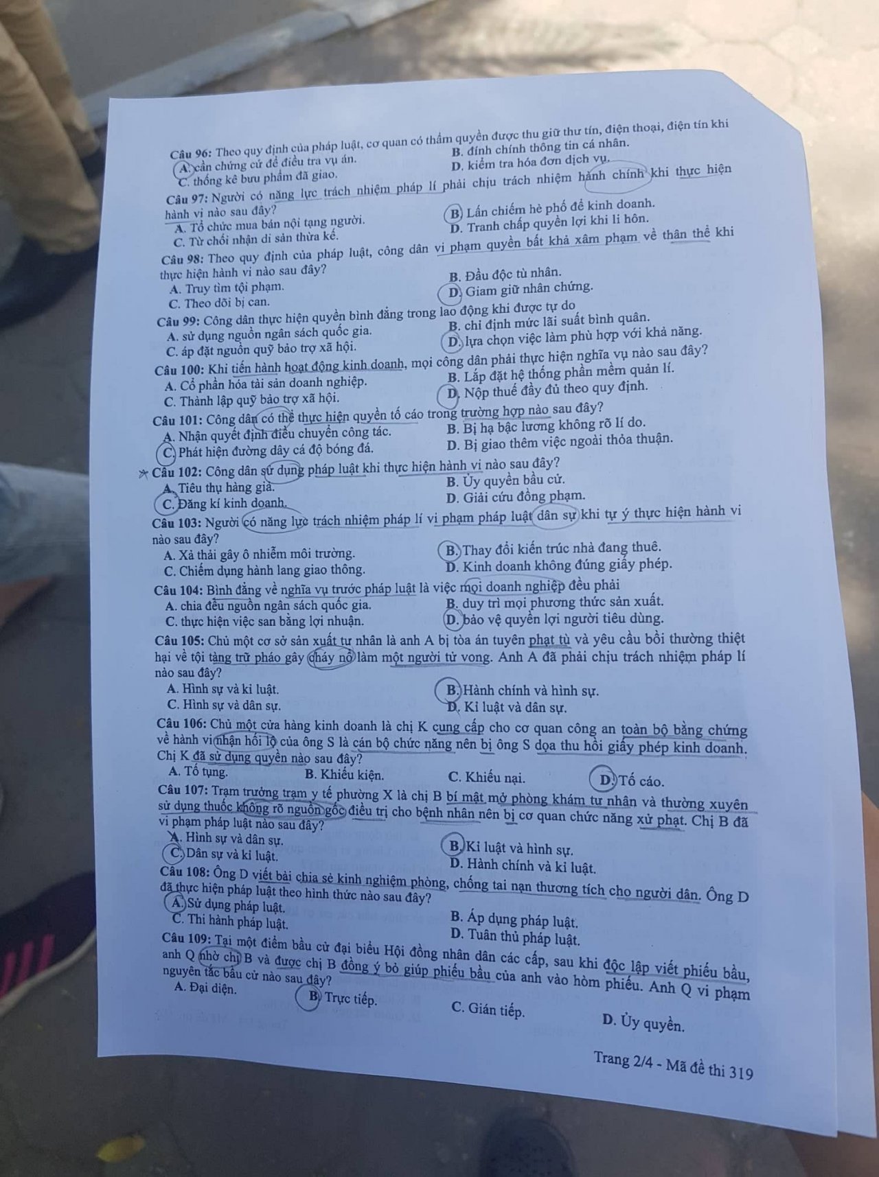 de-thi-va-dap-an-mon-giao-duc-cong-dan-thpt-quoc-gia-2019-ma-de-319