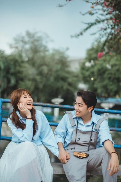 binh-yen-tu-trong-tam-hon-bo-anh-cuoi-sieu-de-thuong-cua-cap-doi-mai-quynh-anh-va-cris-phan