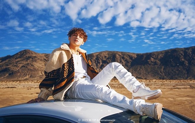 Trong MV 