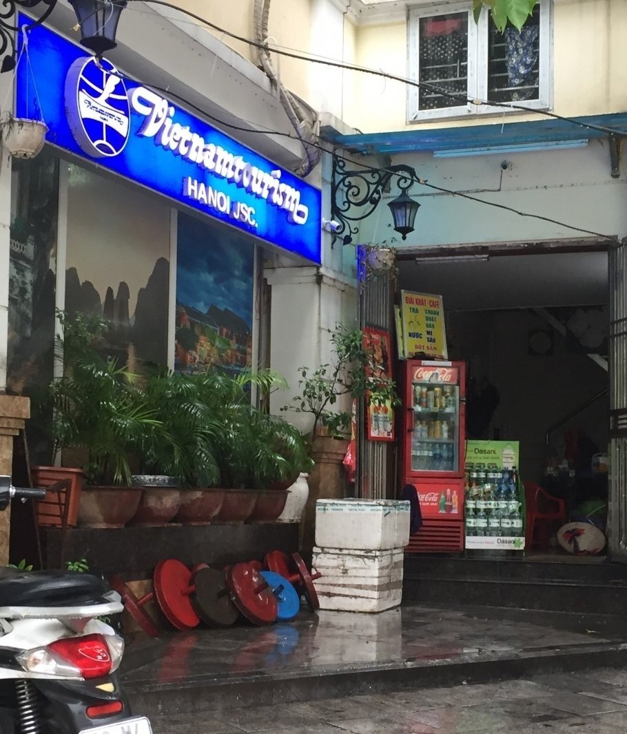 da-co-yeu-cau-thu-hoi-dat-vang-nhung-quan-cafe-van-hoat-dong