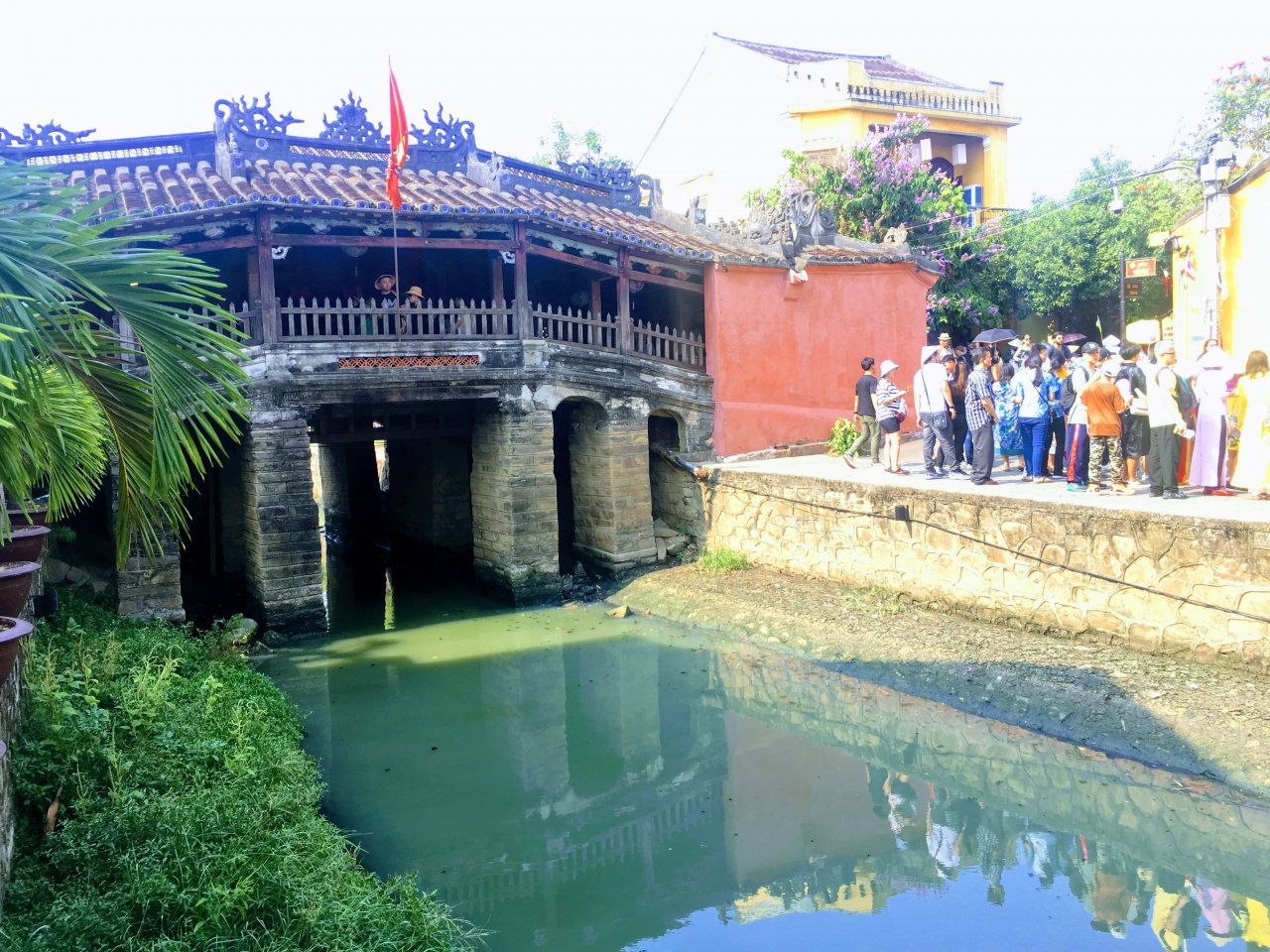 cong-trinh-in-tren-to-tien-20-ngan-dong-nam-o-dau