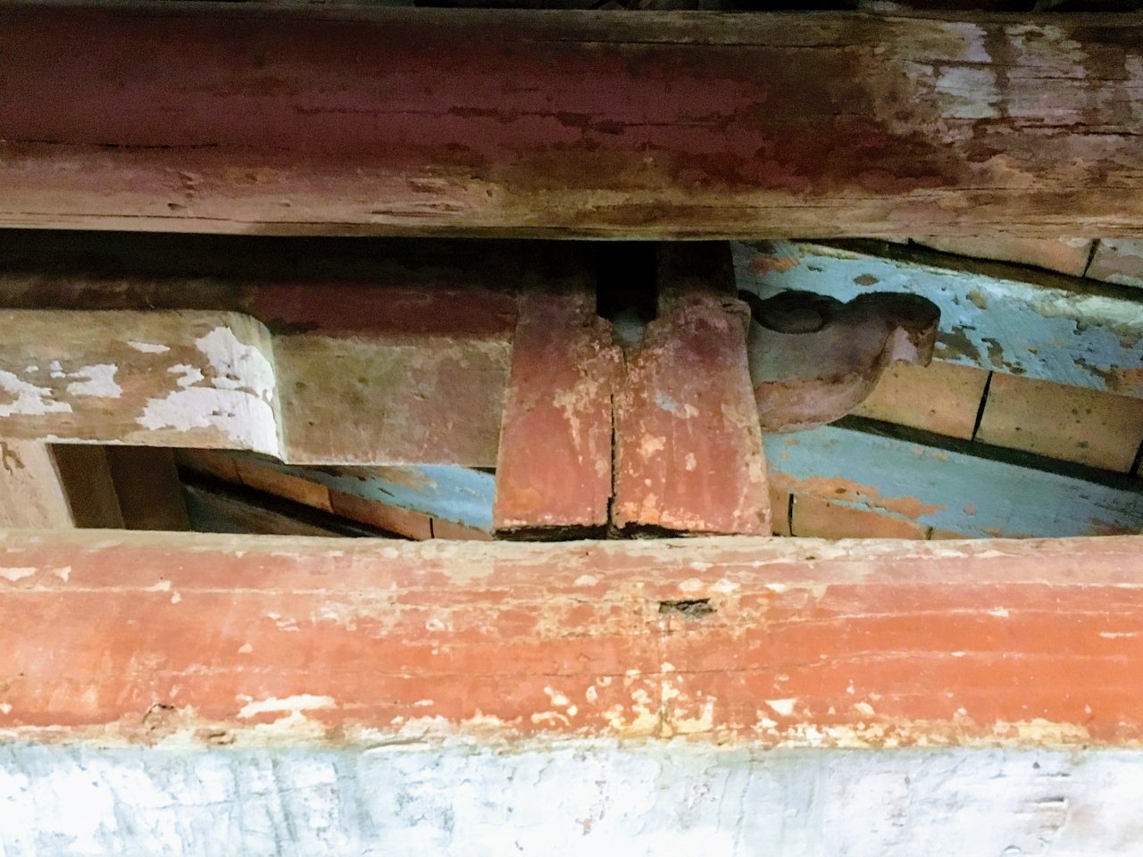 cong-trinh-in-tren-to-tien-20-ngan-dong-nam-o-dau